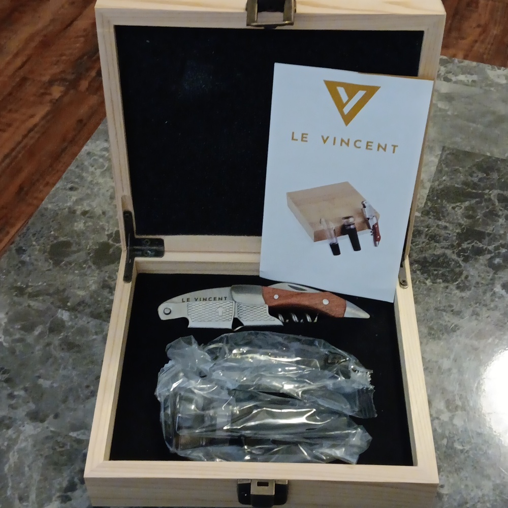 Le Vincent Stainless Steel Wine Opener